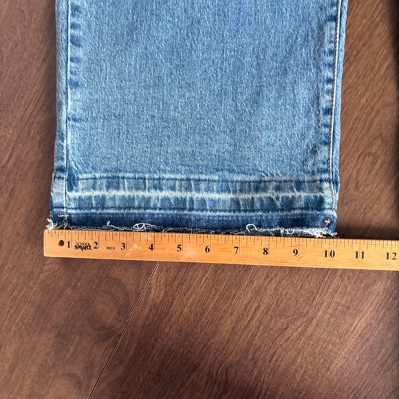 Juniors Wide Leg Rhinestone Pocket Jeans in Medium Denim, 5/27x31 - Picture 6 of 16